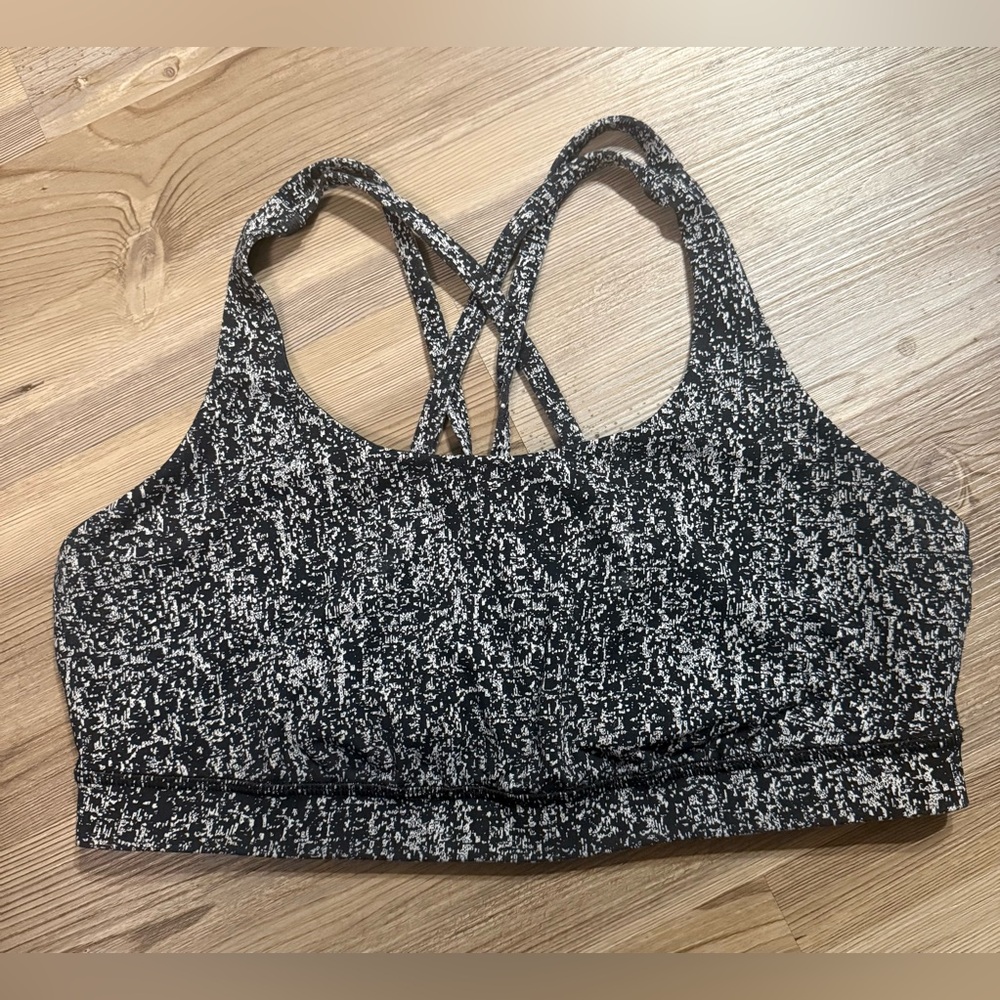 Lululemon on the run sports bra             *NO PADS*